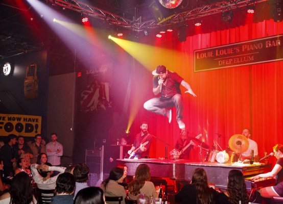 Louie Louie's Dueling Piano Bar by null