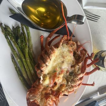 Drift On Lake Wylie - Lobster Thermidor - Bars Near Me - Belmont, North Carolina Drift On Lake Wylie - Lobster Thermidor - Bars Near Me - Belmont, North Carolina