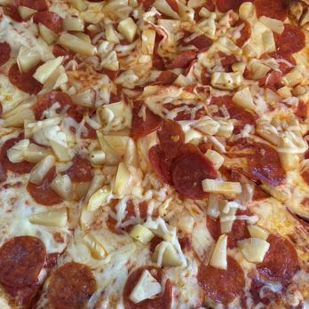 Pizza D'Oro - Pineapple pepperoni - Pizza Near Me - Costa Mesa, California