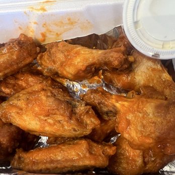 Napoli Pizzeria - Medium wings - Pizza Near Me - Las Vegas, Nevada Napoli Pizzeria - Medium wings - Pizza Near Me - Las Vegas, Nevada