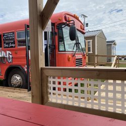 High on the Hog Smokin BBQ - Food Truck