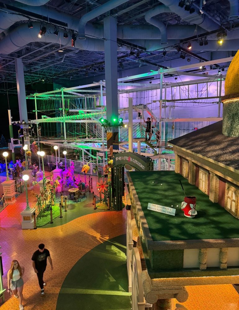 BeanStalk Adventure Ropes Course Logo