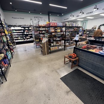 Knight's South Side Market - a view of a grocery store - Grocery Near Me - Ann Arbor, Michigan