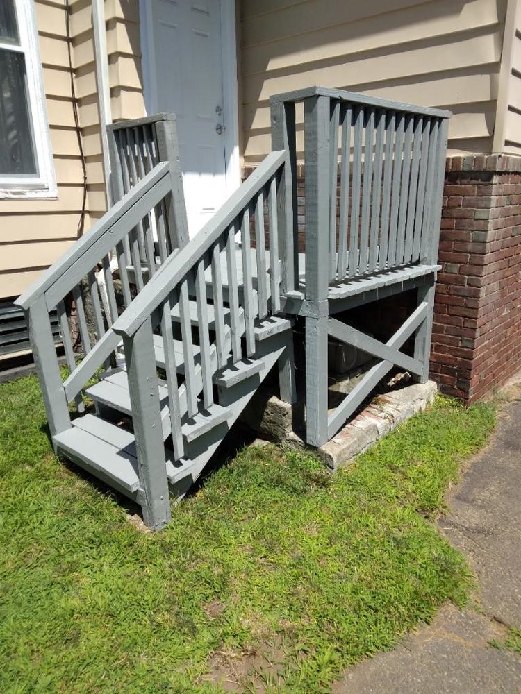 Slide of The Home Improvement Specialist