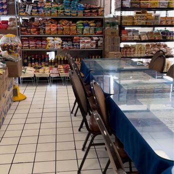 Kapit Bahay - Can enjoy hot food inside or outside on some patio seating. - Filipino Near Me - Anaheim, California