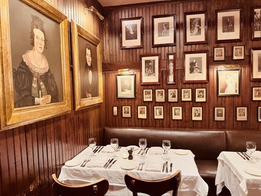 Keens Steakhouse by null