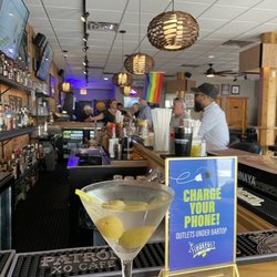 Shakers On Clark - A perfectly made dirty martini