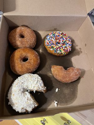 Union Square Donuts by null