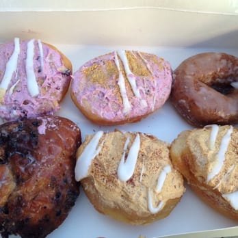 Beiler's Bakery - Blueberry creme, pumpkin cake, blueberry fritter, and pumpkin creme - Bakeries Near Me - Philadelphia, Pennsylvania Beiler's Bakery - Blueberry creme, pumpkin cake, blueberry fritter, and pumpkin creme - Bakeries Near Me - Philadelphia, Pennsylvania