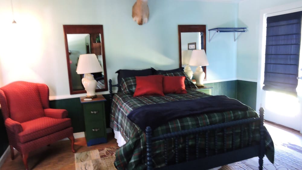 SHADE TREE LODGE Updated October 2024 20145 Playland Park Rd, Christoval, Texas Hotels