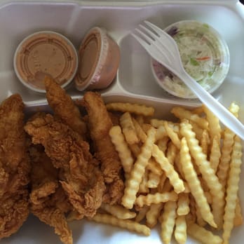 Raising Cane's Chicken Fingers - 6 finger combo. - Fast Food Near Me - Irving, Texas Raising Cane's Chicken Fingers - 6 finger combo. - Fast Food Near Me - Irving, Texas