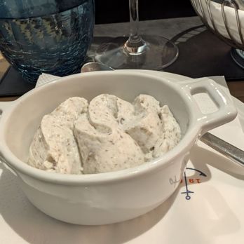 Safran - Mushroom butter - Modern European Near Me - Palézieux, VD Safran - Mushroom butter - Modern European Near Me - Palézieux, VD