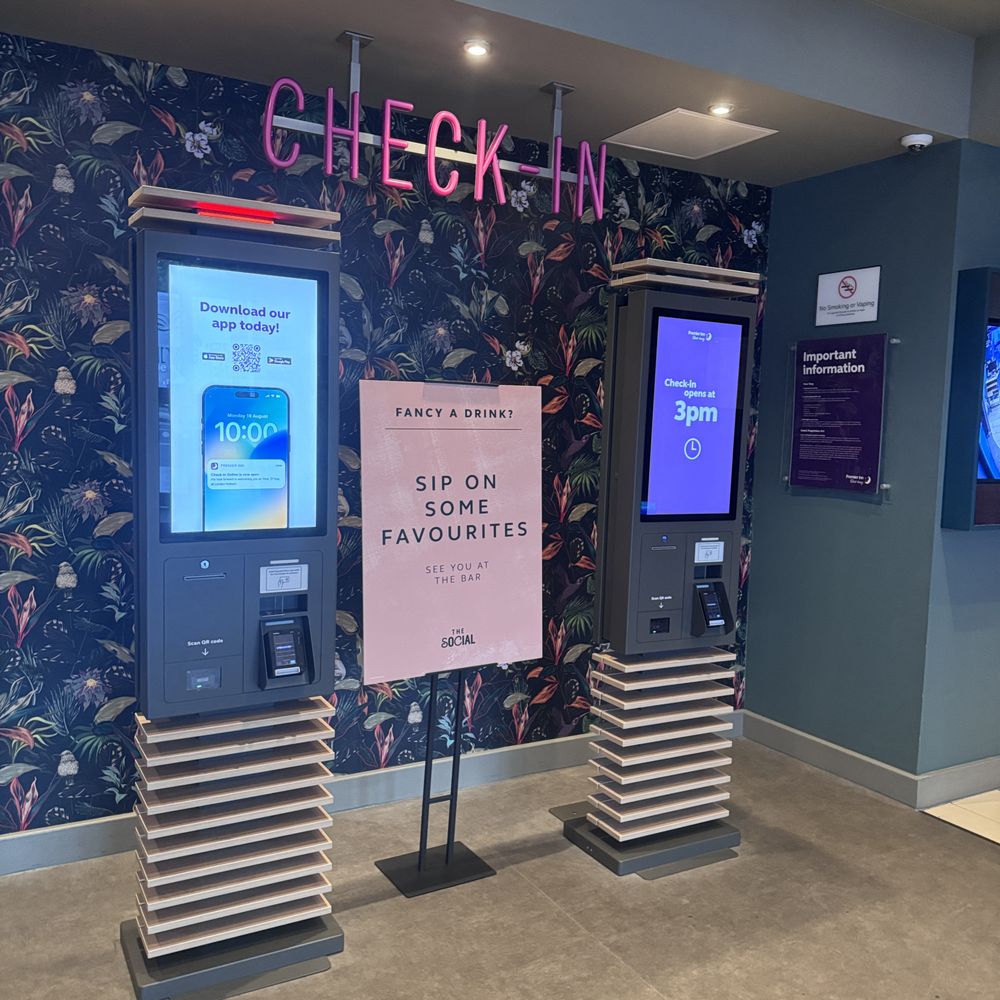 Premier Inn - Hotel self check-in which didn't work for us. - Hotels Near Me - Southampton, STH