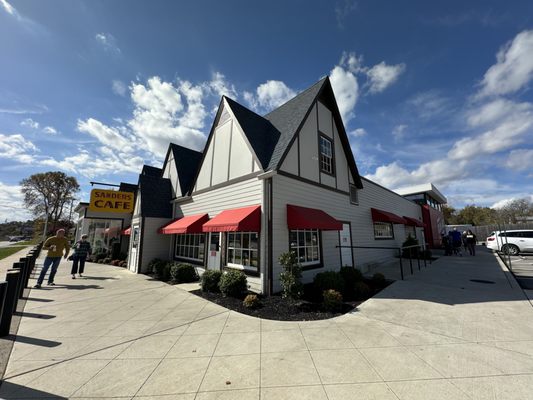 Harland Sanders Café and Museum by null