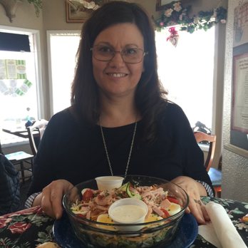 Yankee Peddlers Tea Room - Mom enjoying a beautiful salad - Tea Rooms Near Me - Osage Beach, Missouri Yankee Peddlers Tea Room - Mom enjoying a beautiful salad - Tea Rooms Near Me - Osage Beach, Missouri