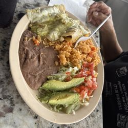 La Catrina Taco Truck - Green enchilada dish.