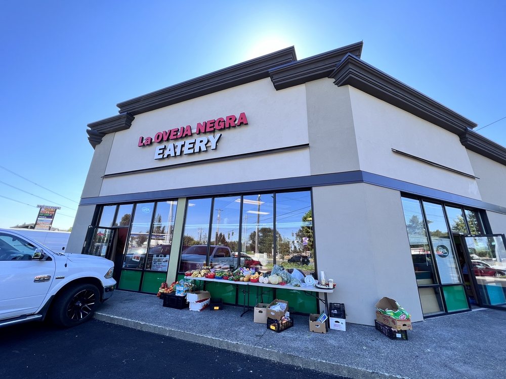 La Oveja Negra Eatery
