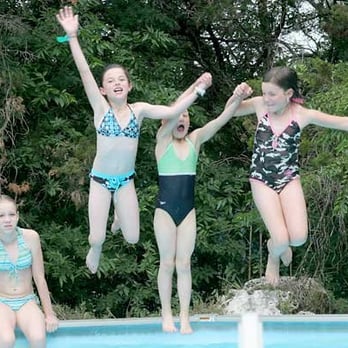 Switch Willo Stables - kids swimming after riding - Horseback Riding Near Me - Austin, Texas