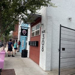Trash Ice Cream - Exterior of trash ice cream