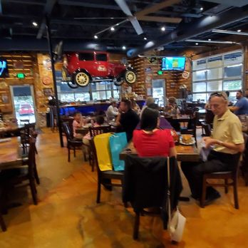 Ford's Garage - Burgers Near Me - Brandon, Florida