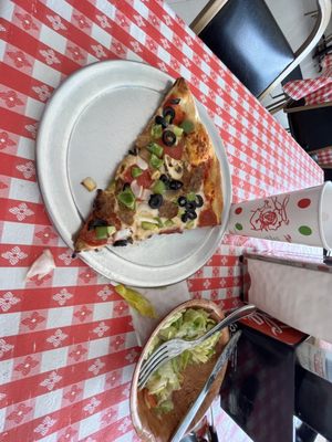Carmine's Pizzeria by null