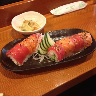Sushi Yusho by null