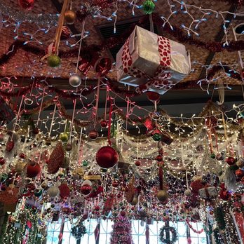 The Christmas Bar - Pop-Up Restaurants Near Me - Honolulu, Hawaii The Christmas Bar - Pop-Up Restaurants Near Me - Honolulu, Hawaii