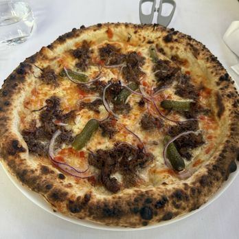 Social Corner - Sriracha e Brasato - Pizza Near Me - Vancouver, British Columbia