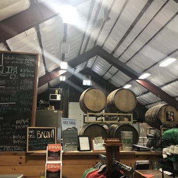 Folino's Pizza - Pizza Near Me - Shelburne, Vermont