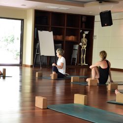 Firefly Community - Seated twist yoga pose