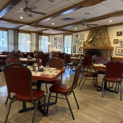 The Silver Spoon Cafe - Dining room