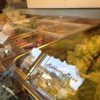Robbans Pizza - Fantastiska sallader uppenbarar sig - Pizza Near Me - Botkyrka, Alberta