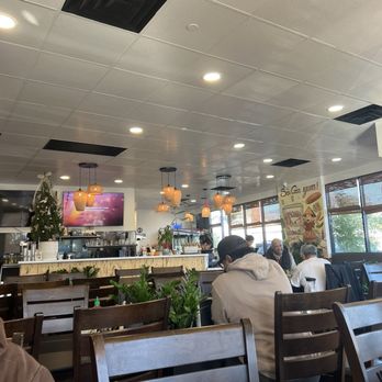 Saigon Yum - Inside - Vietnamese Near Me - San Leandro, California Saigon Yum - Inside - Vietnamese Near Me - San Leandro, California