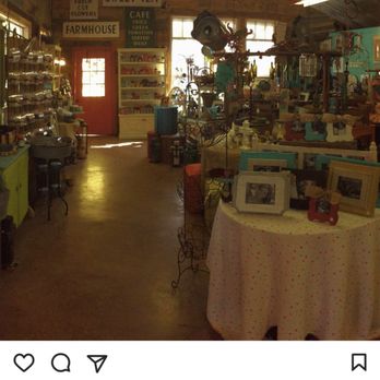 Angela's Lawn & Garden - This is the best garden and gift shop in Magee , MS. The owners and workers are friendly and knowledgeable. It's a must in Magee. - Nurseries & Gardening Near Me - Magee, Mississippi