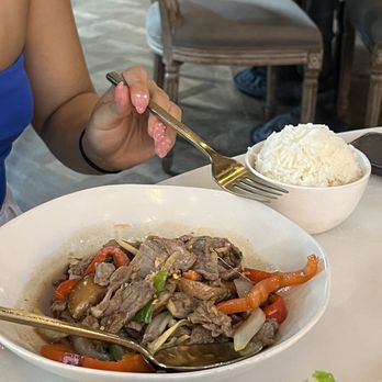 Sisters Thai - beef lunch special - Thai Near Me - Alexandria, Virginia Sisters Thai - beef lunch special - Thai Near Me - Alexandria, Virginia