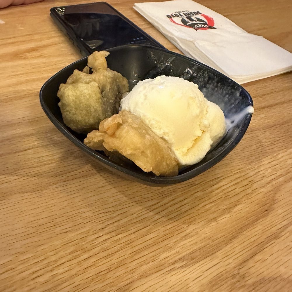 Sushi Yoto - Tempura bananas and vanilla ice cream - Sushi Bars Near Me - Pasadena, Texas Sushi Yoto - Tempura bananas and vanilla ice cream - Sushi Bars Near Me - Pasadena, Texas