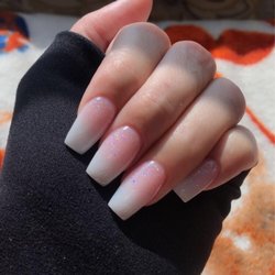 Natural Touch Nails & Spa - Glittery Ombré Full Set