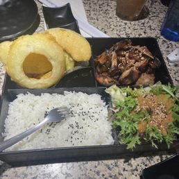 Bento Box with Teriyaki Chicken Bento Box with Teriyaki Chicken