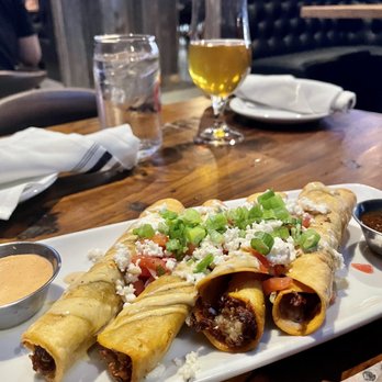 Finney's Crafthouse - Orange - New American Near Me - Orange, California