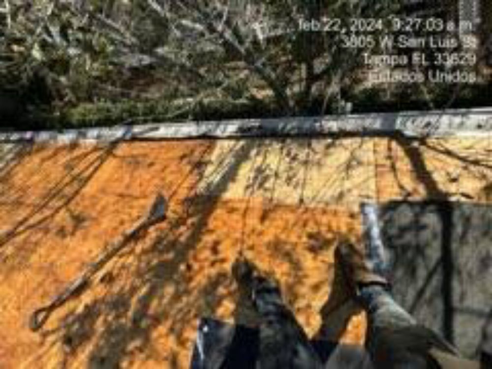 Slide of RCX Roofing