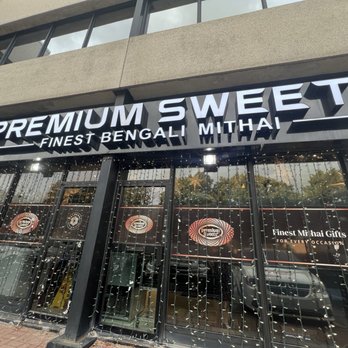 Premium Sweets - Exterior - Desserts Near Me - Mississauga, Ontario