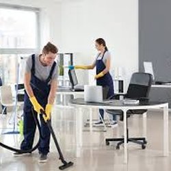 Dee's Cleaning Services