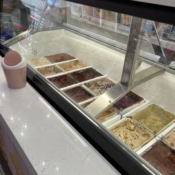Sloan's Ice Cream - Desserts Near Me - Plano, Texas