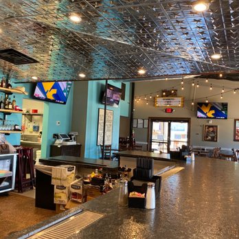 Kearney's Feed Yard - Early lunch... lots of room in the bar area. - Bars Near Me - Sunnyvale, Texas Kearney's Feed Yard - Early lunch... lots of room in the bar area. - Bars Near Me - Sunnyvale, Texas