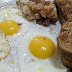 Chuckwagon - Breakfast food