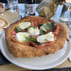Fratelli La Bufala - Lazzarella a Capri. The best!!!