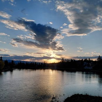 Kelly's Casino - Casinos Near Me - Bigfork, Montana