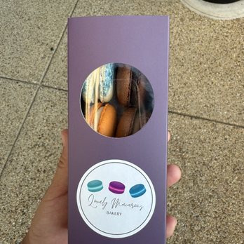 LOVELY MACARONS - Macarons Near Me