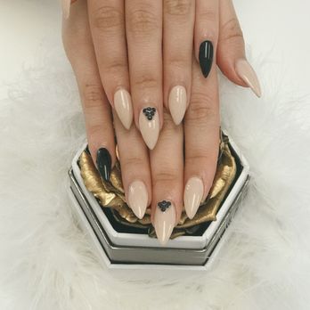 TL Nails - Acrylic nails with 3D design! - Nail Salons Near Me - Buford, Georgia