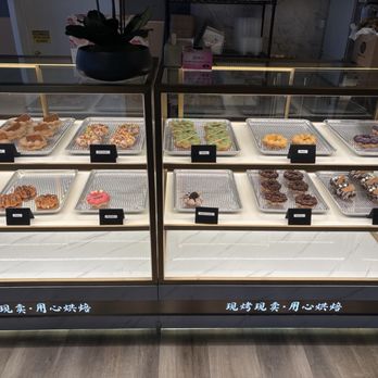 Chick - Bo - Bao - Mochi donuts they are made from rice they are really good you gotta try them out!!! - Bubble Tea Near Me - Omaha, Nebraska